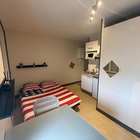 Studio Agreable Et Lumineux Apartamento Niort Exterior foto